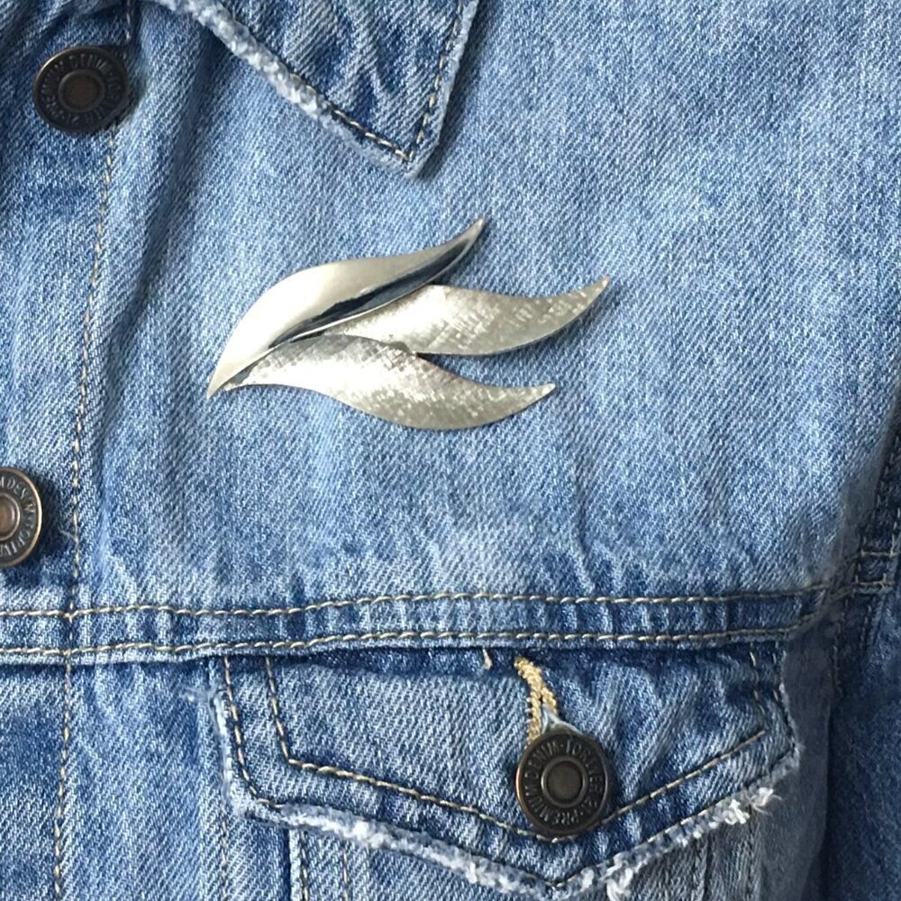 Silver Tone Leaves Brooch Large Leaf Pin Minimalist Art Deco Jewelry MCM Retro